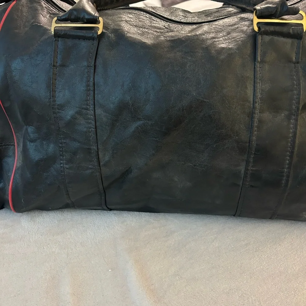 VINTAGE 1989 Du Pont Company Black and Red Duffel Bag